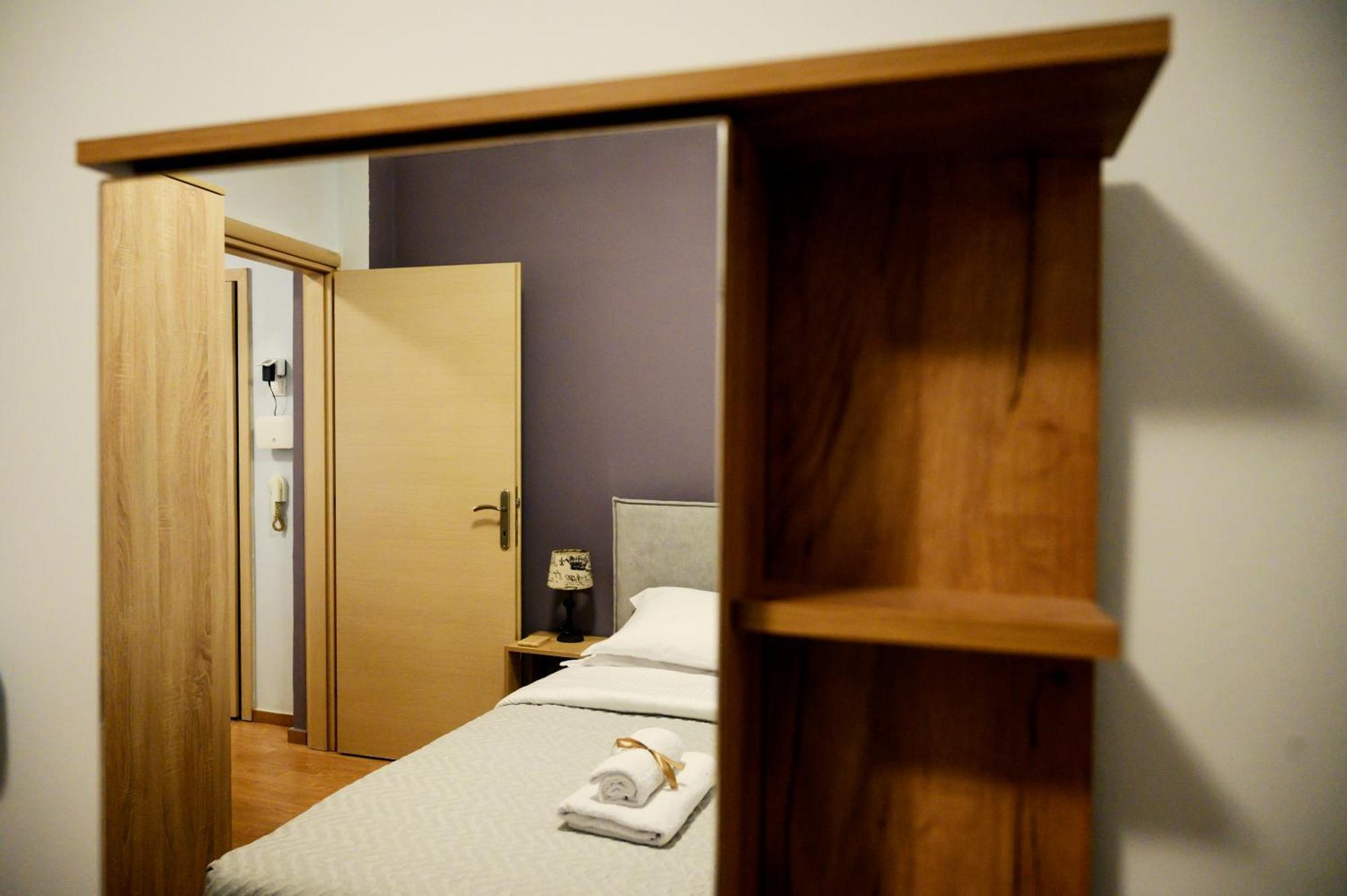 Ferienwohnung Modern Downtown Flat By Golden H&R Thessaloniki Exterior foto